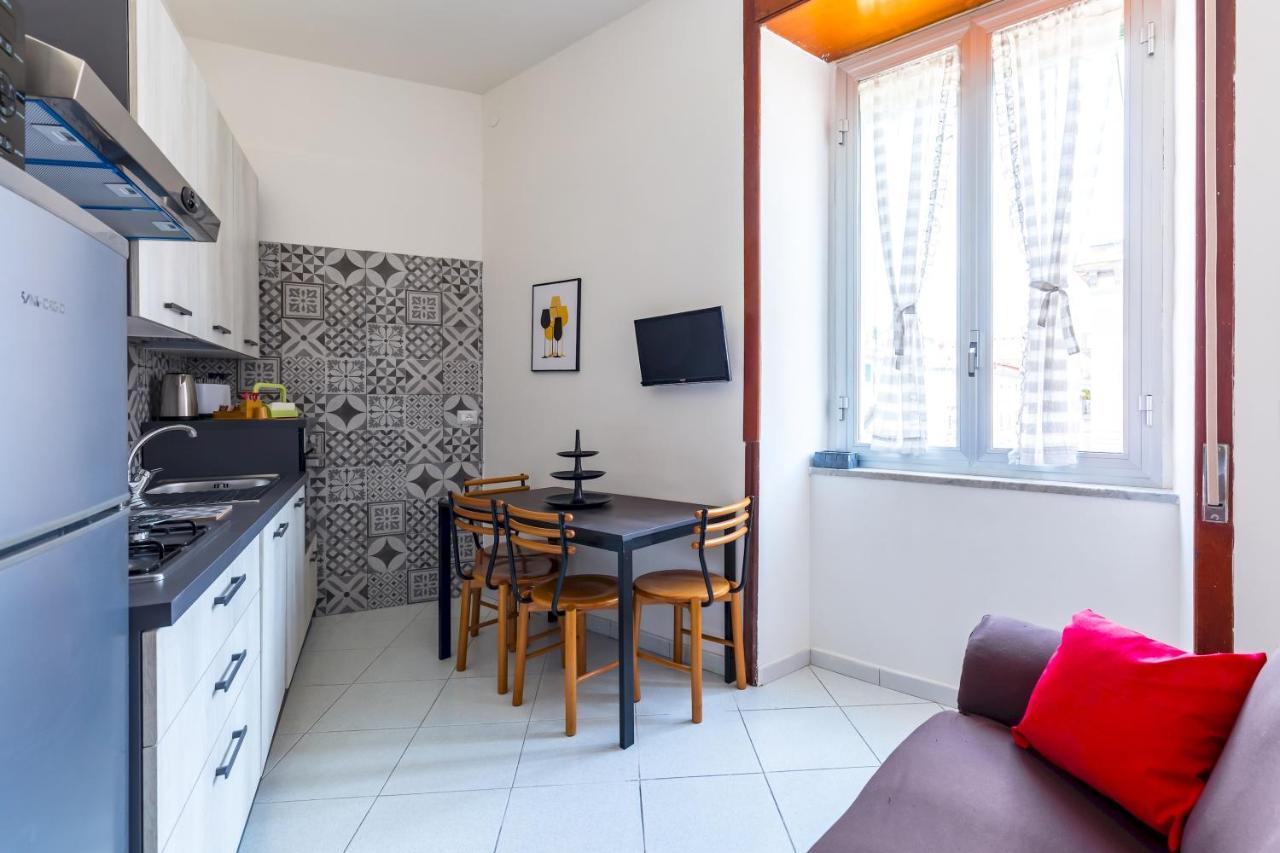 Rione Emanuele III - 4 Bedroom Apartment Naples Exterior photo