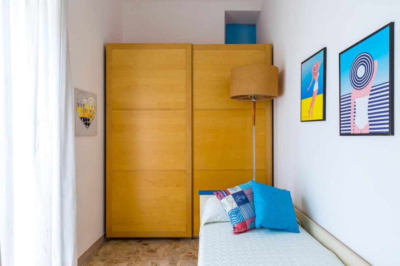 Rione Emanuele III - 4 Bedroom Apartment Naples Exterior photo